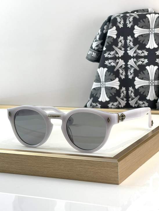 Picture of Chrome Hearts Sunglasses _SKUfw76513124fw